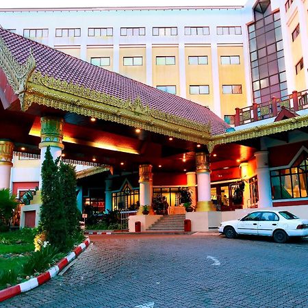 Summit Parkview Yangon Hotel Buitenkant foto