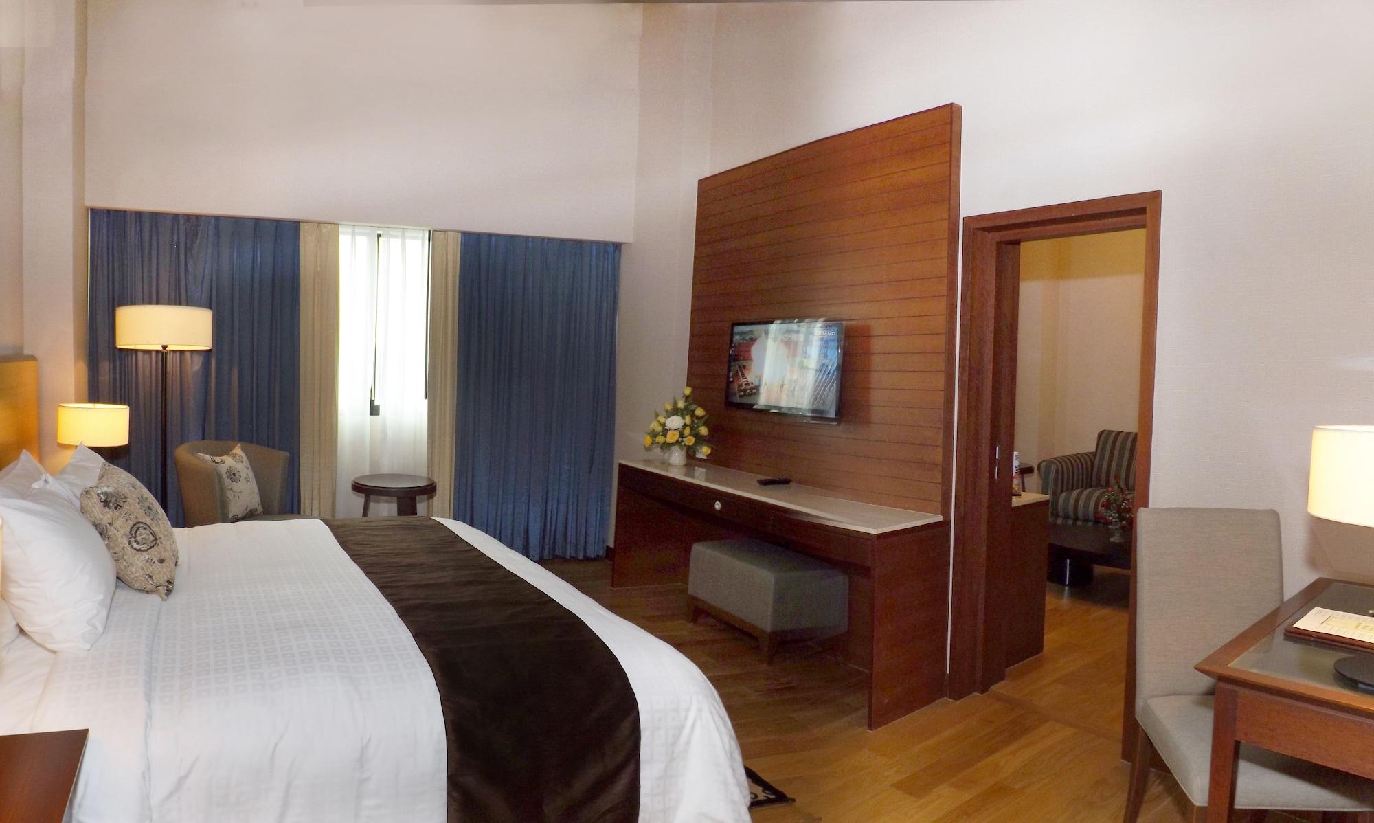 Summit Parkview Yangon Hotel Buitenkant foto