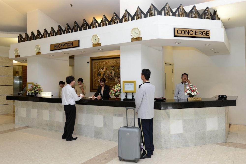 Summit Parkview Yangon Hotel Buitenkant foto