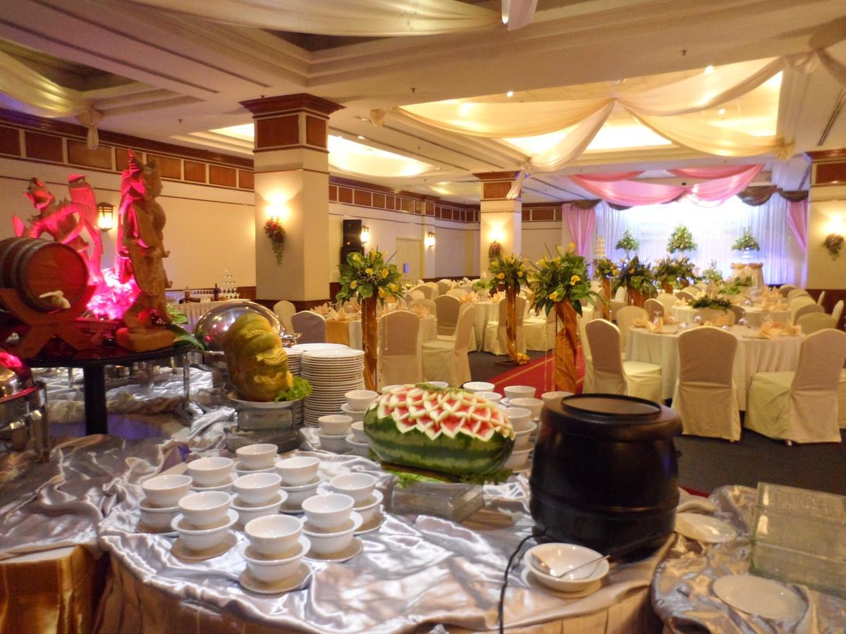 Summit Parkview Yangon Hotel Buitenkant foto